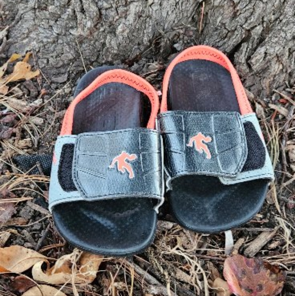 And 1 Air Jordan Kids Size 9-10NWOT Slide Sandles unisex Summer Sport Athletic
